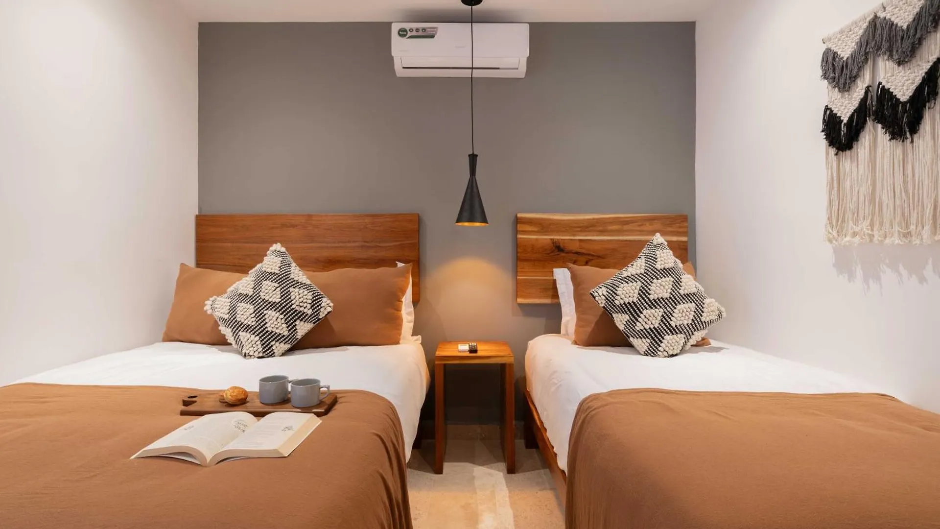 Διαμέρισμα Penthouse Suite With Private Plunge Pool Τουλούμ
